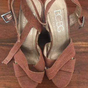 BCBG wedges with cute patterned detailing, size 8
